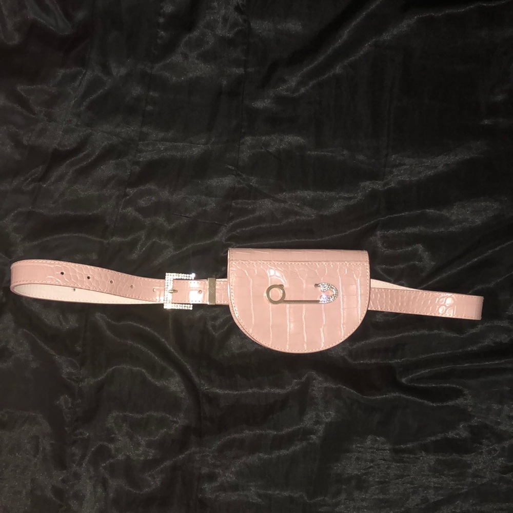 Pink Faux Alligator Leather Waist Belt Purse